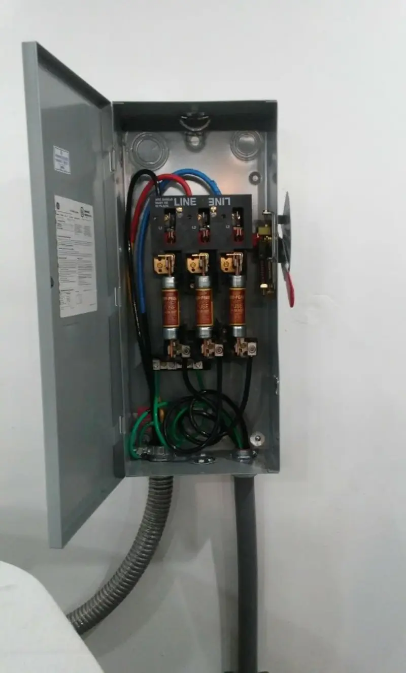 Three-phase disconnect switch installed for Electrical Wiring & Rewiring in Shenango